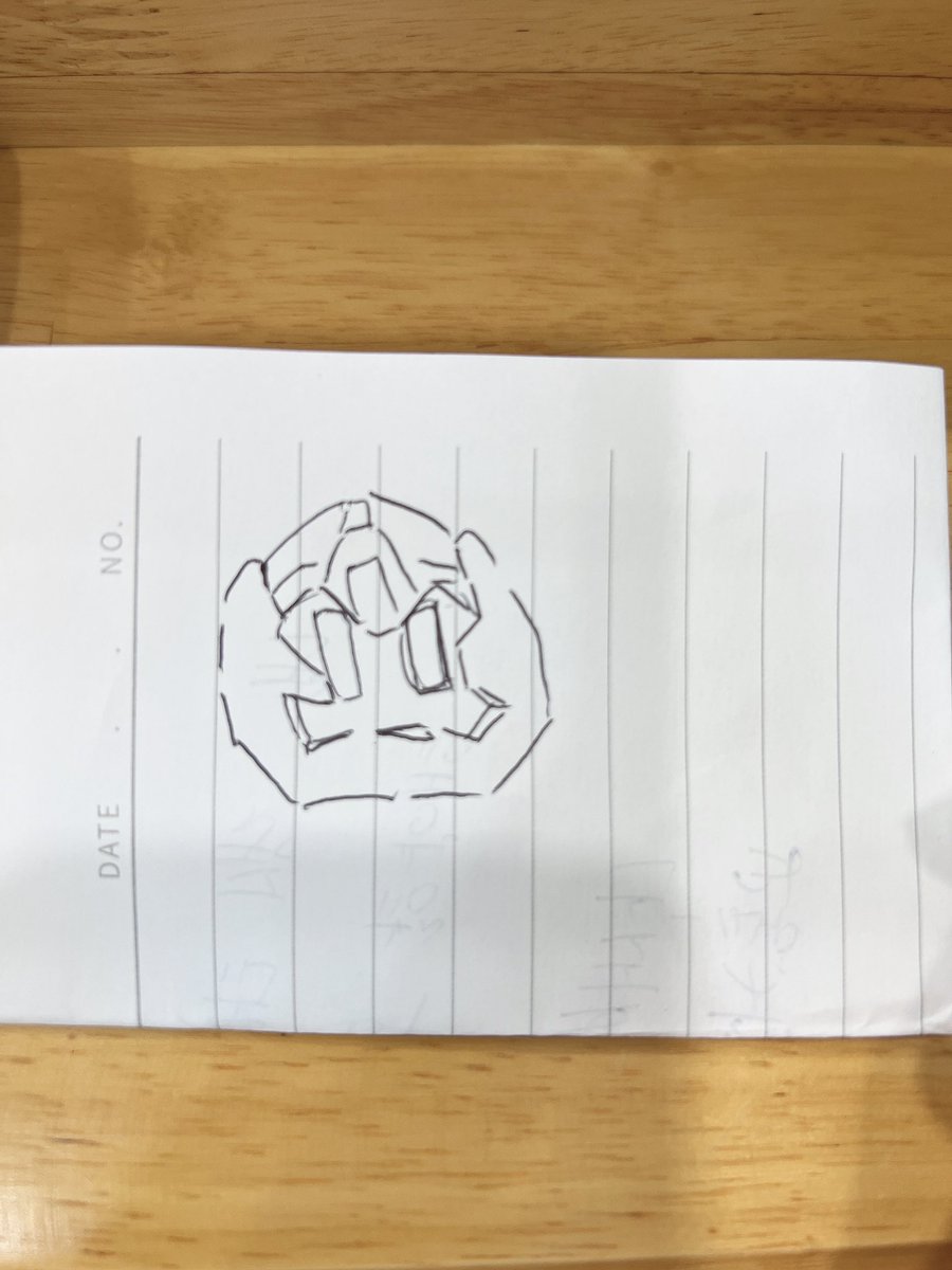 친구랑 카페에서 놀다 낙서 한건데 친구가 하찮다고 놀리는중 큐큐ㅠ
