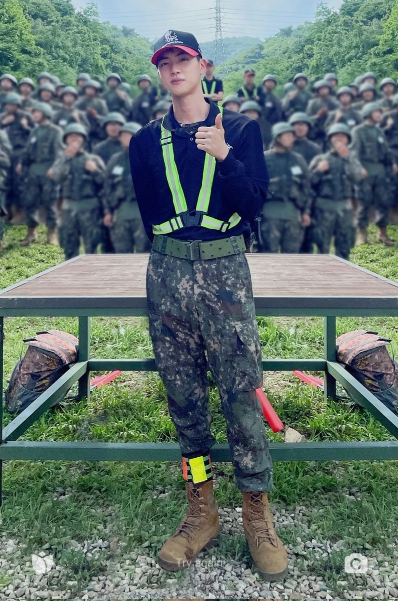 No body is allowed to move on from this seokjin OMG