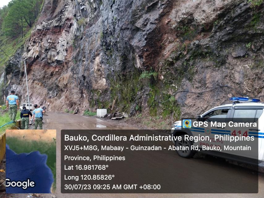 PNPBauko1's tweet photo. PROJECT SAFE ROAD TRIP: Road Monitoring 
🚛🚜🚚🛻🏍🛵 Motorists are advised to pass with extreme caution at the Ampingke quarry site and Mount Data Cliff
#ProjectSafeRoadTrip 
#SerbisyongNagkakaisa
#ToSe… See more https://t.co/4H3gacRO8v