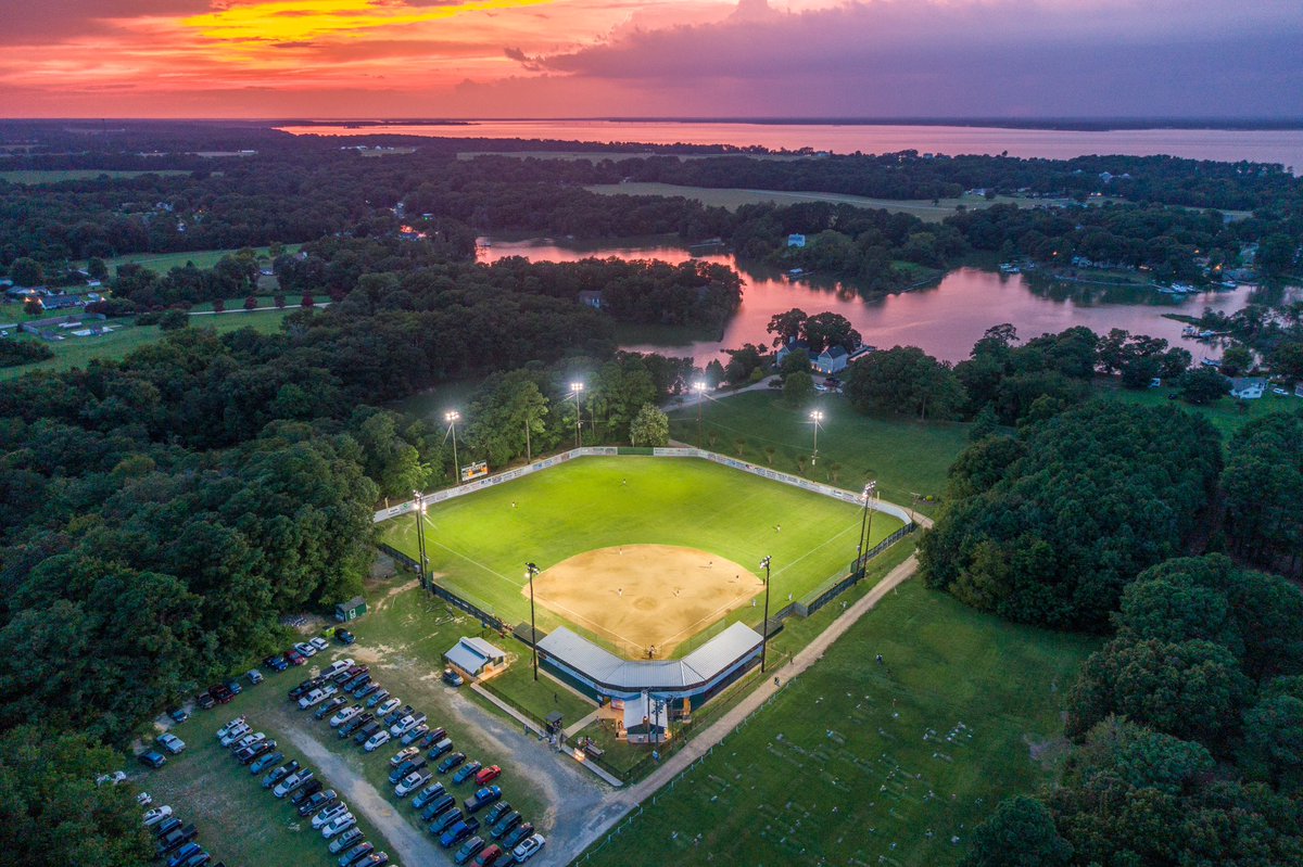 DeltasBaseball's tweet photo. What a sunset for tonight’s game. https://t.co/u4P1UesPbk