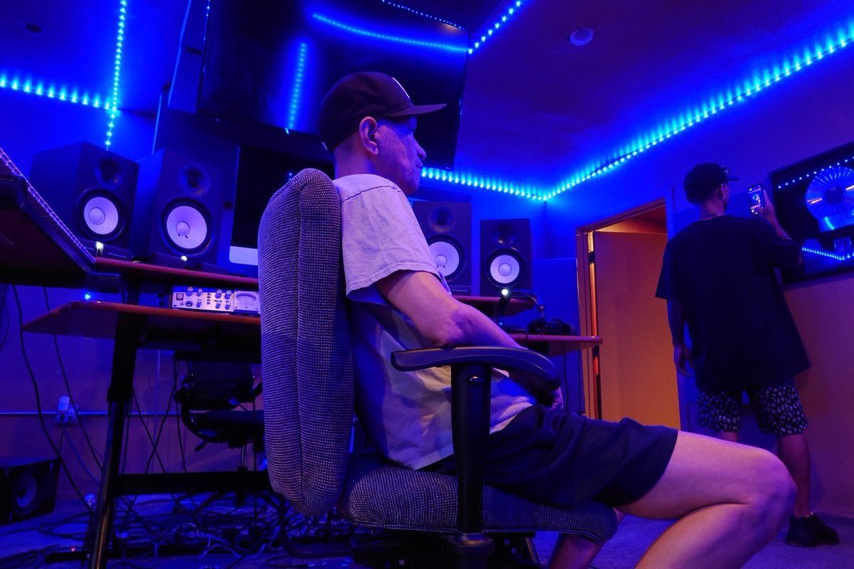 simon_jap's tweet image. めちゃくちゃ良いスタジオだった🔥

撮影にレコーディング楽しみ♪

#hiphop50 #oneunity