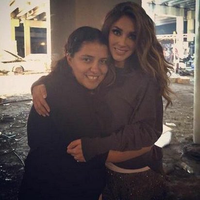 anythrowback's tweet photo. 🔙 #AnyThrowback Anahí grabando el video de Rumba en Miami, USA 🇺🇸 17.07.2015 https://t.co/0qD265K3Ho