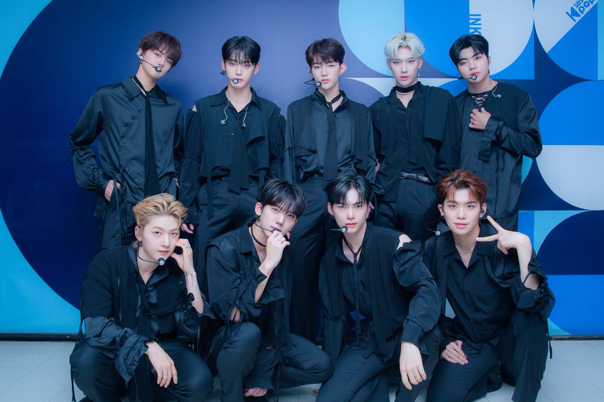 kpop_sbs's tweet photo. [👔] 230730 #착장인가

잠시 후 오후 3시 40분!
#인기가요 에서 만나요❤

#제로베이스원 #ZEROBASEONE #InBloom @ZB1_official https://t.co/b4SgYUlq7D