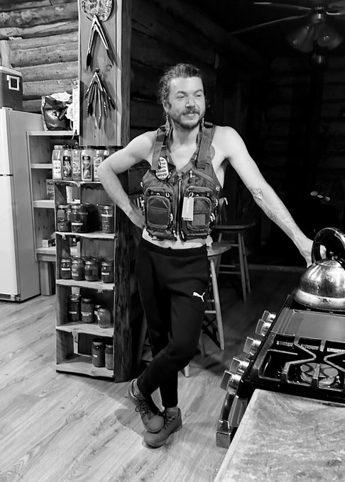 Photo dump. Moon, tactical jacket, fancy earrings, Alaska. https://t.co/PLZdw6XYOQ<a href="/tag/bisexual"class="tags"><span>#bisexual</span></a><a href="/tag/nsfw"class="tags"><span>#nsfw</span></a><a href="/tag/damnthatwascold"class="tags"><span>#damnthatwascold</span></a>