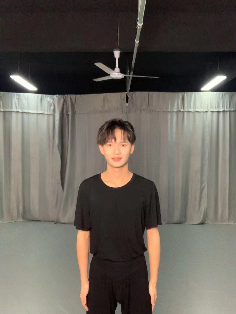 gayboyspa's tweet photo. 一個低調奢華且能讓您五感放鬆的地方 一位專業芳療師有一雙溫暖雙手能以最適合的力道舒展您深層疲勞肌肉 我們是專業團隊 重庆小哥哥spa
 #重庆 #成都  #按摩spa https://t.co/XxuucTCqjP