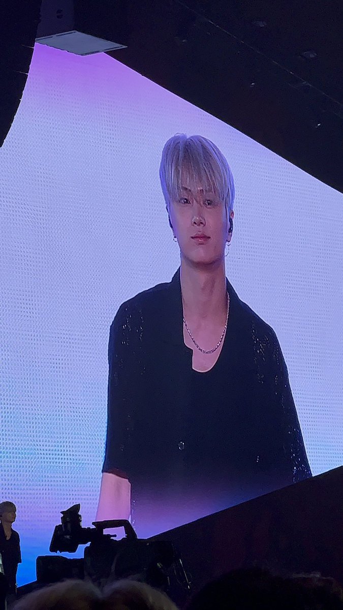 nocontextpjs's tweet photo. Jay for today’s soundcheck https://t.co/Bhd14aNeRl