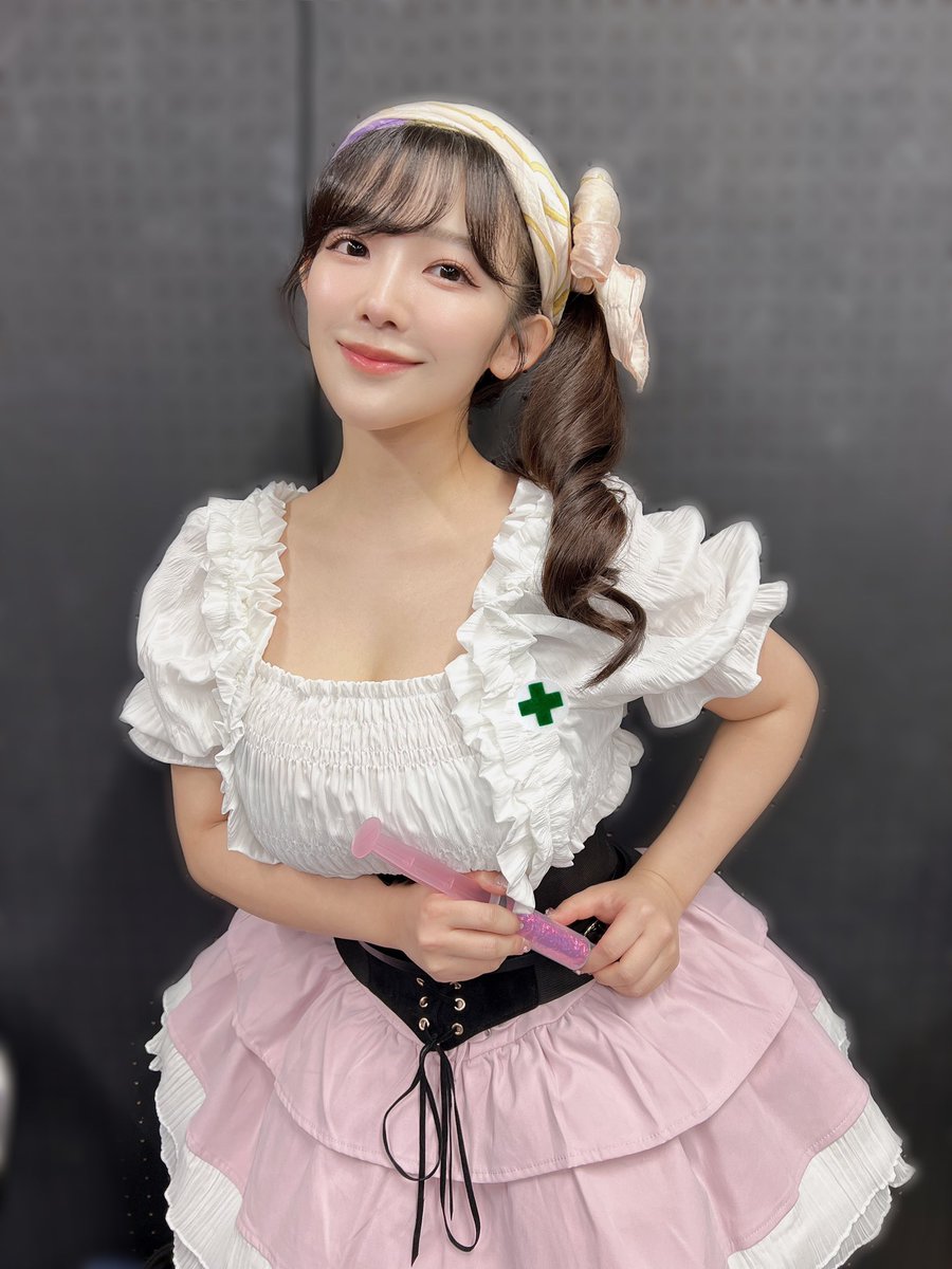 怪盗☆ドラゴンカンパニーvol.3
〜亡霊島と永遠の鍵〜

1.2に続きvol.3もメディカル🩷役

今回はメディカルの故郷のお話
稽古場で毎日泣いて笑ってるよ☺︎︎

劇場まで観に行けない！という方は
お祝い札🧧送ってくれると嬉しいな♥︎
7/31 23:59〆切

https://t.co/mbkQRcLnX2

#ドラゴンカンパニー3 https://t.co/V1MPxUGEhk