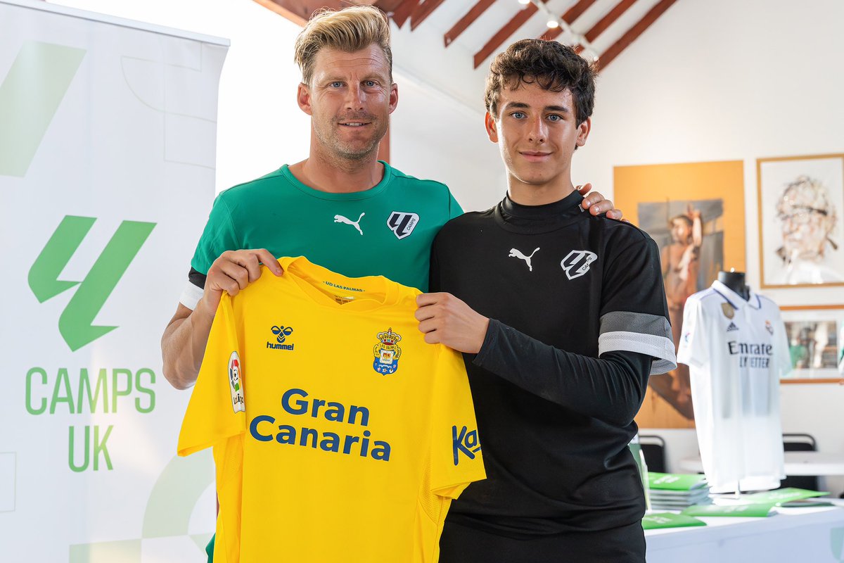 LaLigaCampsUK's tweet photo. 🇬🇧 Our second edition of LaLiga Camps UK concludes @BedesSummerNews and what a fantastic way to finish the month-long programme with our with our end of camp ceremony🥇

🌎 ✈️ We are very proud to have welcomed over 120 players from over 27 countries across July.

Until 2024 🤙 https://t.co/ZjI4LFDvdY
