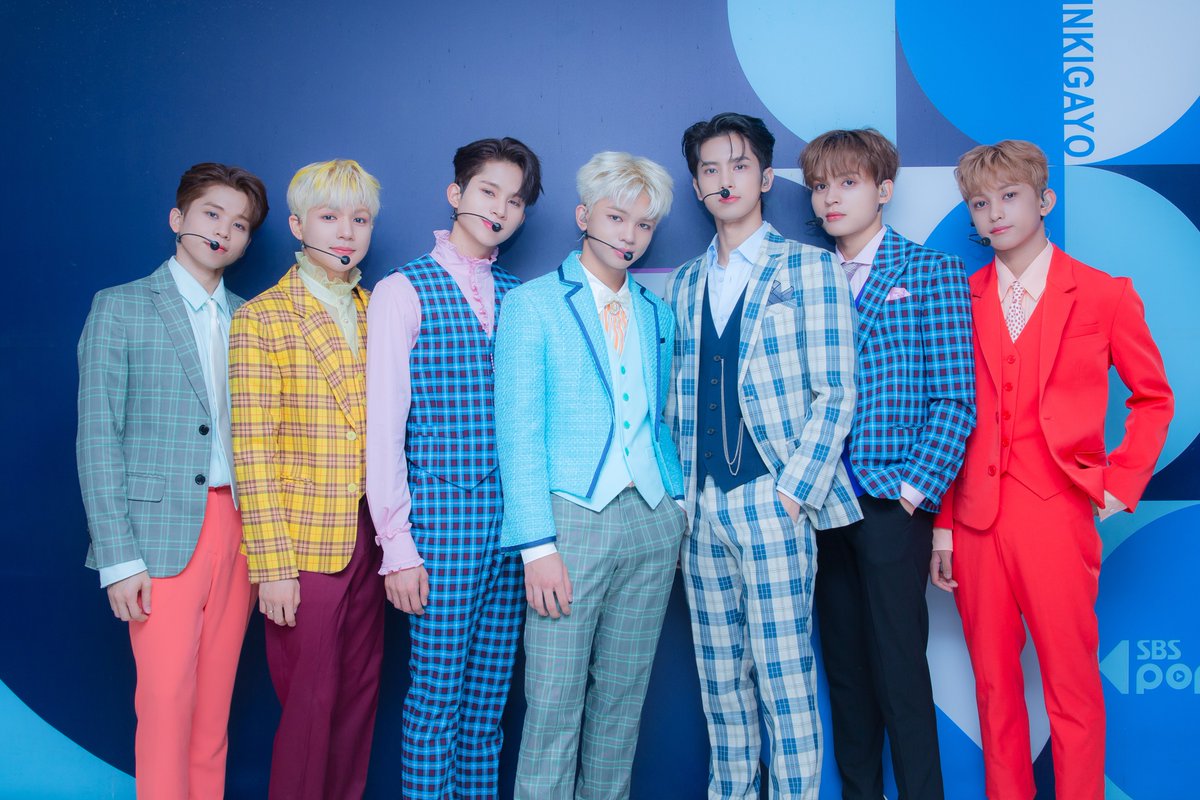 kpop_sbs's tweet image. [👔] 230730 #착장인가

잠시 후 오후 3시 40분!
#인기가요 에서 만나요❤

#호라이즌 #HORI7ON #SIX7EEN @HORI7ONofficial