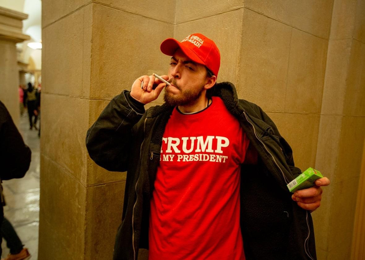 retiredtrnman's tweet photo. The #FBI has identified many people who incited violence at the U.S. Capitol on January 6, but it still needs your help to bring others to justice. If the person in this photo looks familiar, submit a tip at https://t.co/LRUnRA40bG or 1-800-CALL-FBI, and mention photo #390. https://t.co/7p134NjsRM
