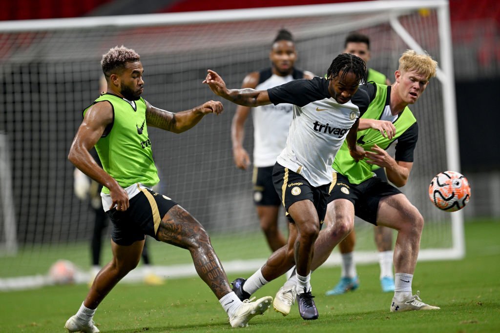 ChelseaSeason's tweet photo. Chelsea players working hard before the Fulham game. Who is going to score for the Blues tonight?

#Chelsea #CFC #CHEvsFUL https://t.co/N2grAelqpj