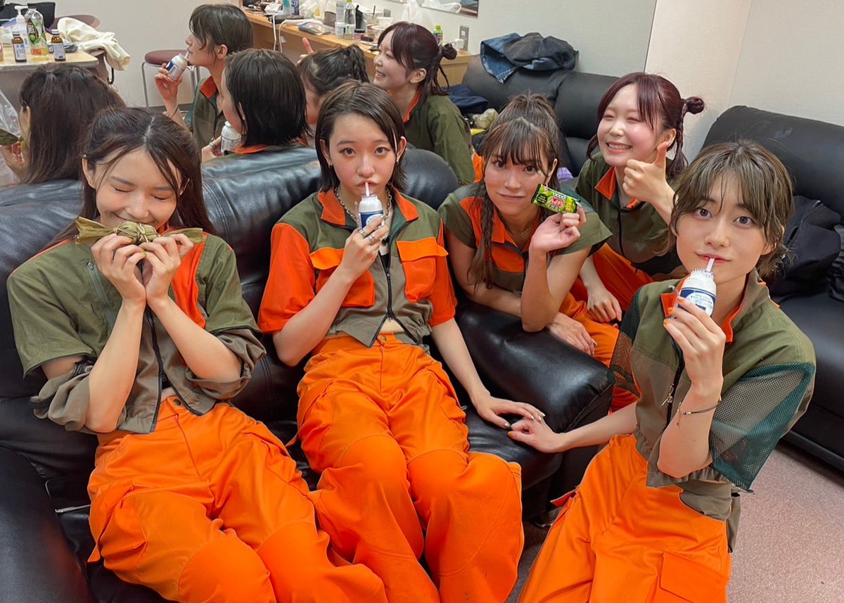 ExWHYZ_official's tweet photo. 【6本目!!】
ExWHYZ TOUR 2023 ‘eLATION’ Part1 
7/30(土)  NIIGATA LOTS

7月ラストライブ、ありがとうございました！！新潟毎回めちゃくちゃヤバいですね！！

これは Walk this wayアレンジver🪩

#ExWHYZ新潟
#イレイションツアー https://t.co/LJpsVZJvyy