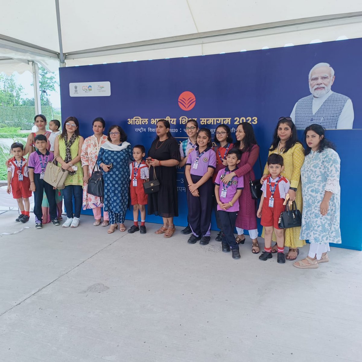 ksatpreet's tweet photo. Feeling grateful for the chance to be part of the exhibition commemorating 3rd anniversary of National Education Policy 2020 at ITPO, Pragati Maidan! I extend my heartfelt gratitude to our school principal, @vividh87 for this wonderful opportunity #cbse #BBPSMV @narendramodi https://t.co/W7eFCklRLR