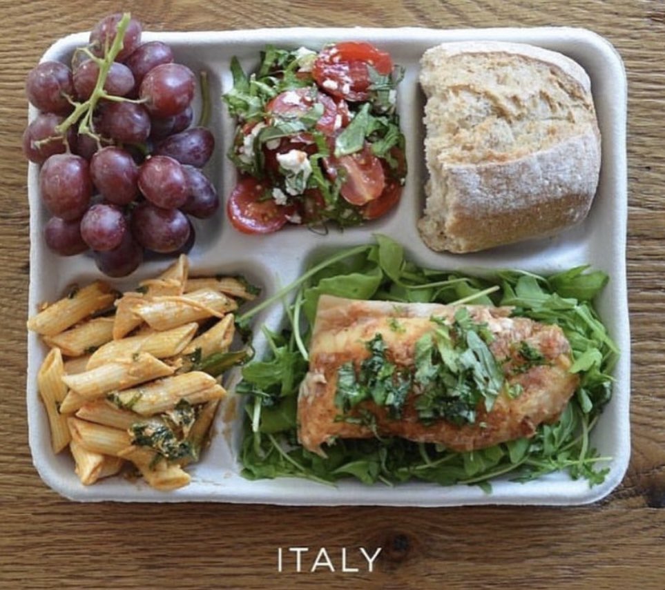 AlpacaAurelius's tweet photo. School lunches around the world…

Explains so much https://t.co/9ot8gTw4CM
