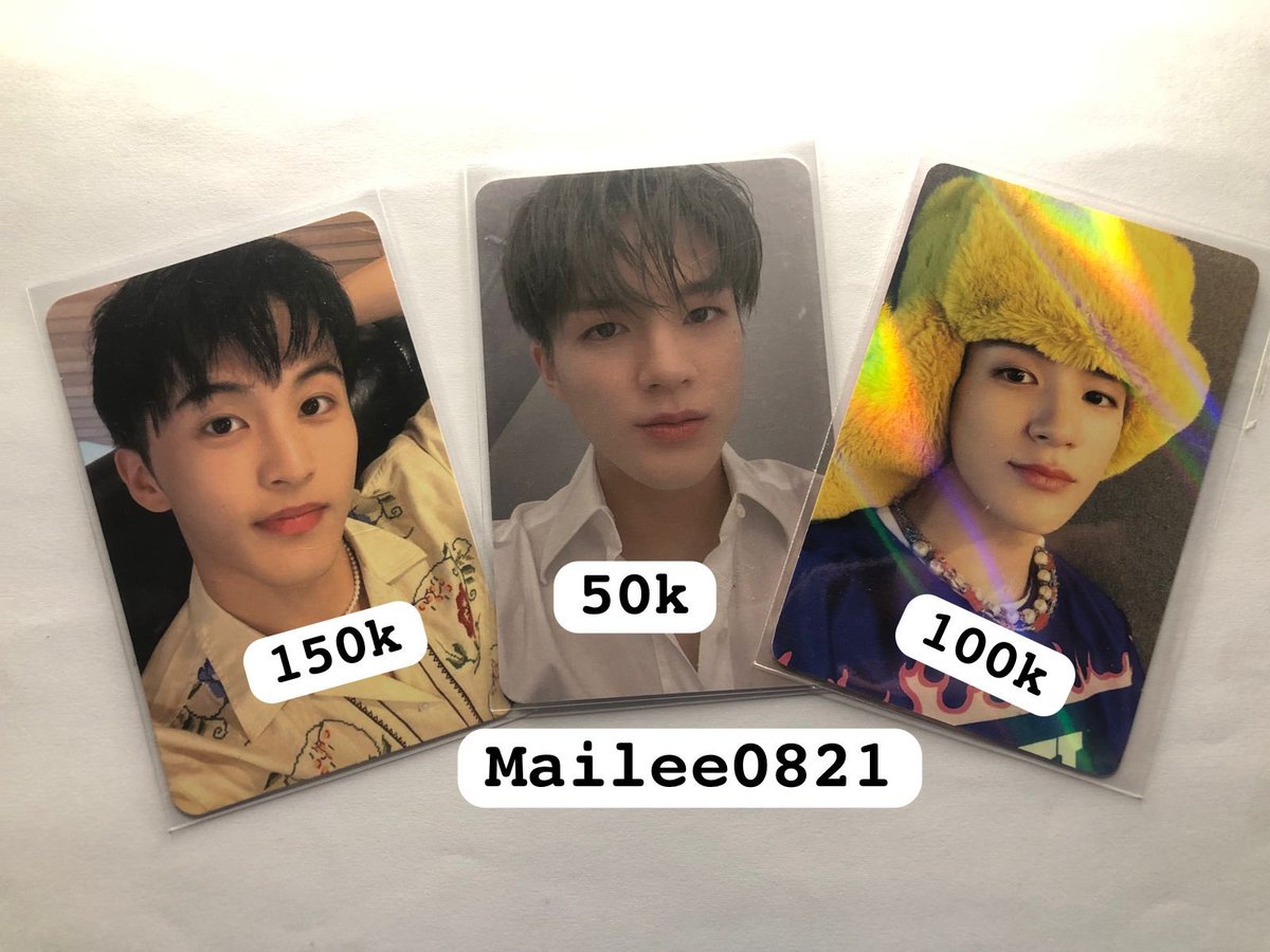 Help RT (want to sell)
-mark blue to orange ver A 150.000
-jeno starry day dream 50.000
-jeno candy benefit makestar 100.000
-good condi
Co oren/tiktok
📍jabar

#zonauang