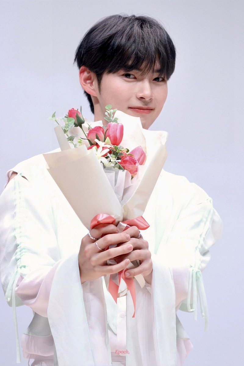 Epoch_613's tweet photo. 230728 애플뮤직

#성한빈 #SUNGHANBIN  #ソンハンビン
#ZEROBASEONE #제로베이스원 #ZB1 https://t.co/h1Dq4dj6SA