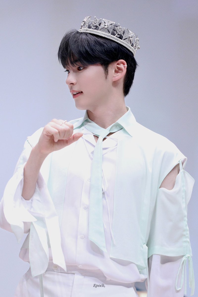 Epoch_613's tweet photo. 230728 애플뮤직

#성한빈 #SUNGHANBIN  #ソンハンビン
#ZEROBASEONE #제로베이스원 #ZB1 https://t.co/h1Dq4dj6SA