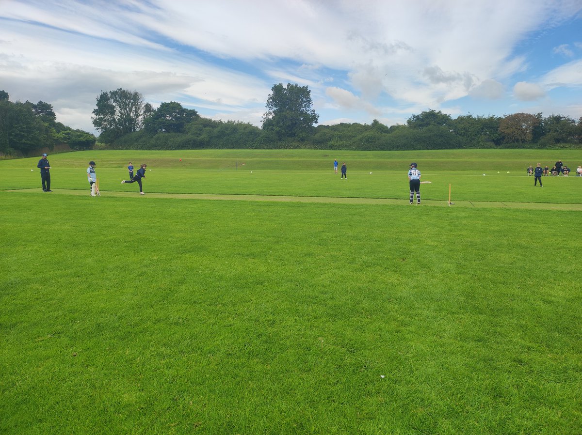 HPJuniorCC's tweet photo. Our Under 11s B finished their @DCBJuniorLeague season with a 69 run win over @SeahamParkCC B team.

Star of the game for us was Alex with 3-2-2-4 plus a run out.

Great game and wonderful to see how this year has developed over the season. https://t.co/9RPxUpcVic