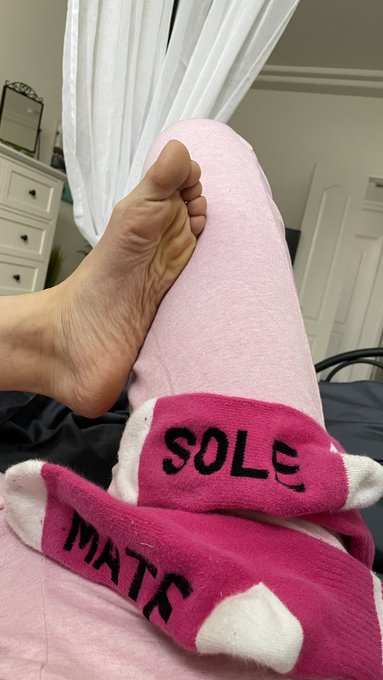 The greatest gift. EVER. https://t.co/9pfu7Z5fHo<a href="/tag/mommysgirl"class="tags"><span>#mommysgirl</span></a>