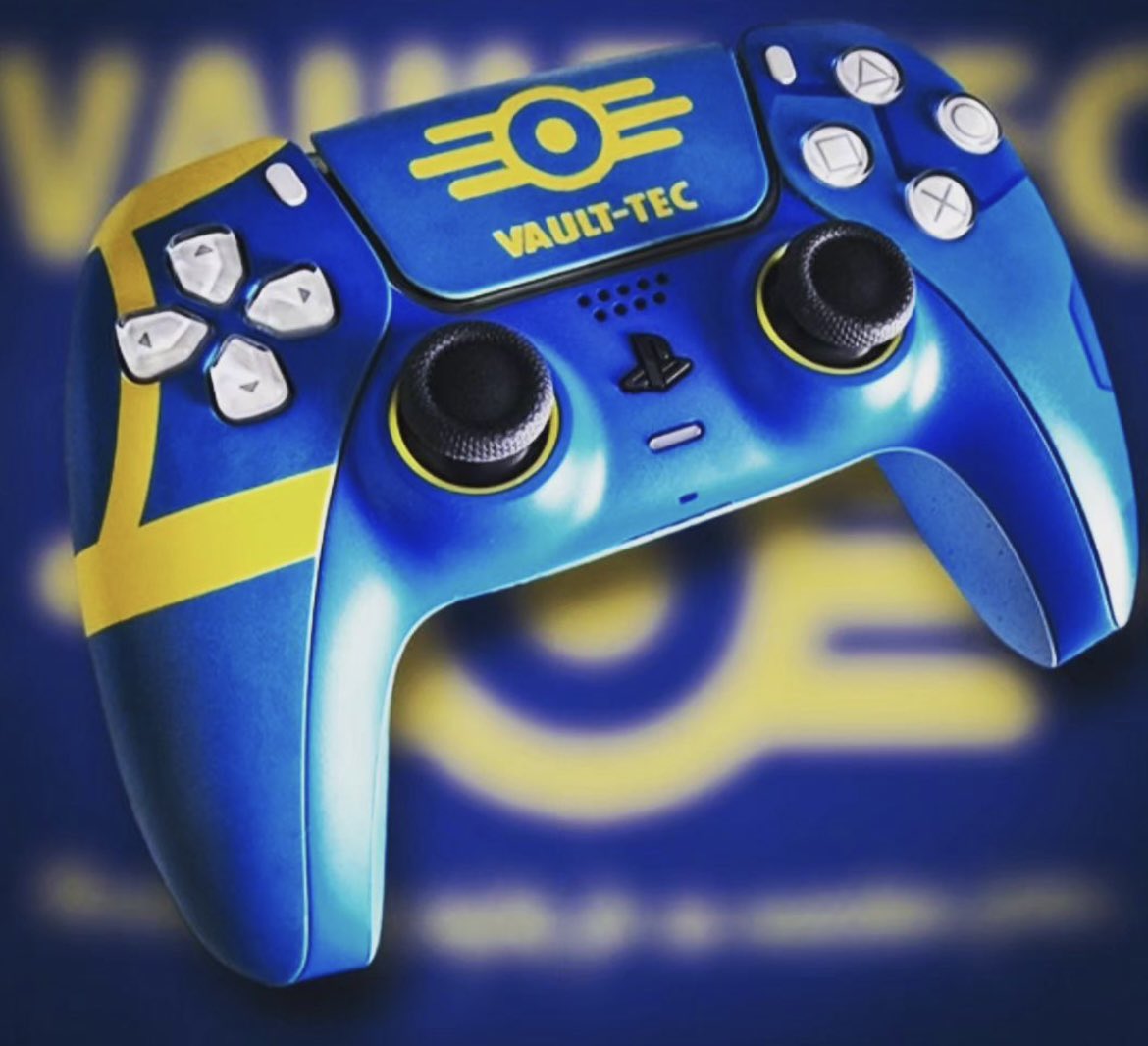FilmsFallout's tweet photo. Who else would love to have one!?

From the inbox 🔥 https://t.co/joz5KK5T0F