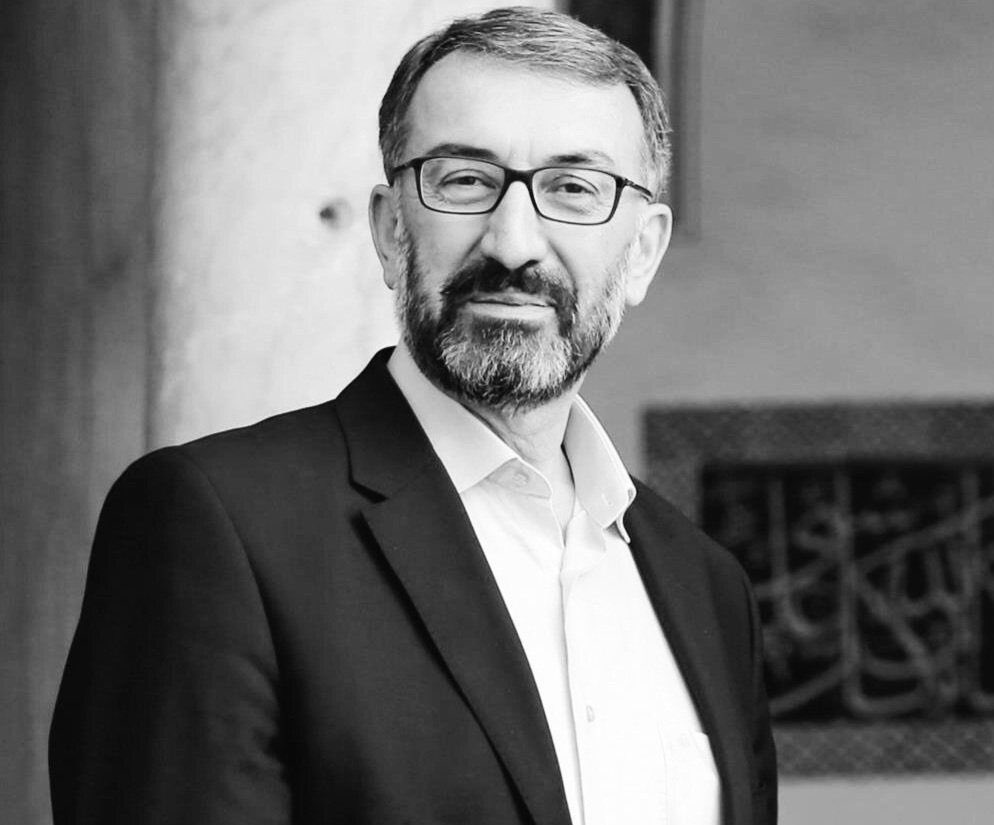 syigitoglu18's tweet photo. İslam tarihi alanında kıymetli çalışma ve eserlere imza atan değerli ilim insanı Prof. Dr. Mustafa Sabri Küçükaşçı hocamızın vefatından büyük üzüntü duydum.

Merhum hocamıza Allah'tan rahmet, ailesine ve sevenlerine sabırlar diliyorum.

Mekanı cennet, makamı âli olsun inşallah. https://t.co/8ff8vSZCCx