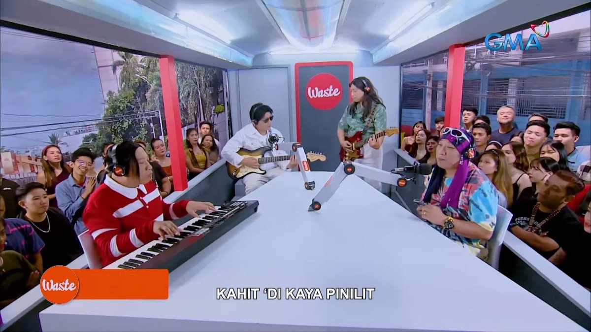 Bawal ang pikunan from this well-crafted parody by Asian TV Awardee comedian and recently hailed Pinoy Pop Culture Icon ng ToyCon 2023 <a href="/michaelbitoygma/">📺 Michael V. GMA 🇵🇭</a>!

Oh Wow by Hilaw (Uhaw by Dilaw)

#BBLGang