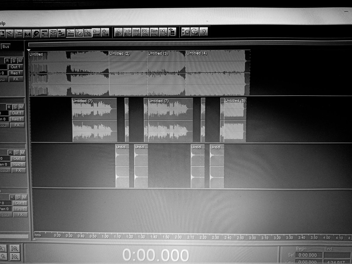 noizerkmusic's tweet photo. Graphic description of what the last mashup I did looks like, go listen to it, it's pinned on my profile... GO!
#YouTubeMusic #EDM #MASHUP #MartinGarrix #Mesto #Vluarr #Grx #StpmdRcrds https://t.co/d1byytAWiQ