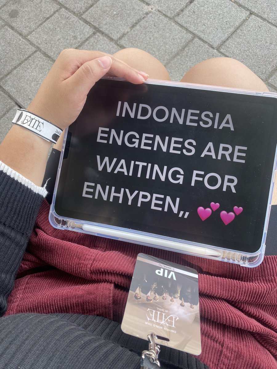 cheezekjw's tweet photo. @enginafess HIKS GAK SIA SIA BNRN GUA BAWA IPAD 🥲🥲🥲🥲 SEMOGA BENERAN KEJADIAN YAAAAAA AMIIIIINN SUDAH AKU SAMPAIKANNNN https://t.co/blXdChBrpJ