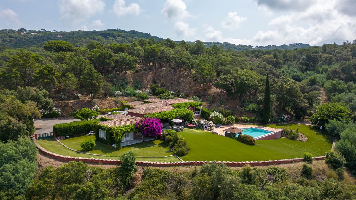 Merlino_arthur's tweet photo. | À VENDRE | Magnifique villa à La Croix Valmer !

Type : 5 CHB • 5 SDB • 400 m2

PRIX : 10.500.000 €

N’hésitez pas à me contacter : 

WhatApp : +33 6 99 11 05 94
Mail : arthur.merlino@realestate-lh.com

https://t.co/KNWzojgNrY https://t.co/XZGjgpCjLk
