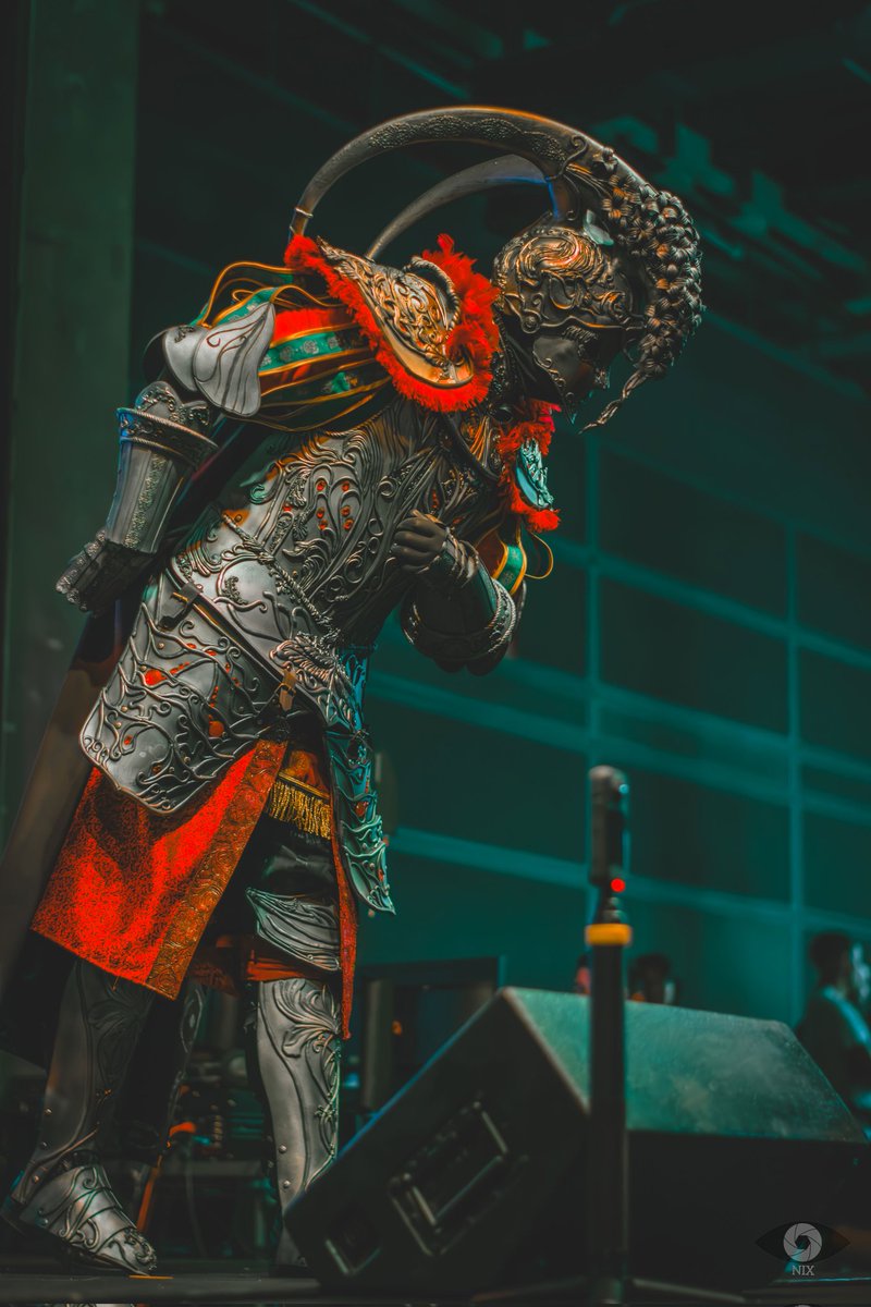 BMZ_Studio's tweet photo. Os espero en los Picos de los gigantes 🩸 
Aquí tenéis unas fotos de la maravillosa
 📸@/Visual.nix de mi Cosplay de #JunoHoslow de @ELDENRING 
Tengo que cambiar unas cuantas piezas del Cosplay y rehacer la pechera, pero estará terminado pronto de nuevo. https://t.co/7f5jTL4eL5