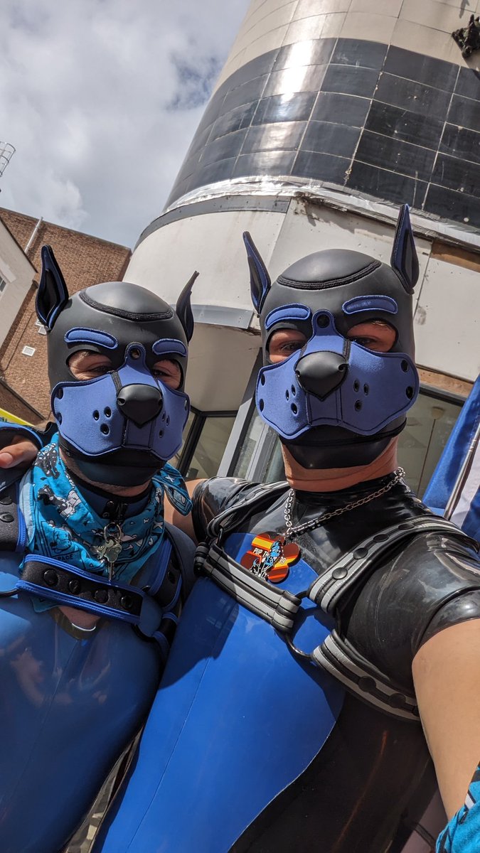 puppy_tomb's tweet photo. Amazing time at notts pride sad its over but more events coming up 😋 also sunburnt somehow send boops 🥺 @th_0m0_99 💙 https://t.co/F82M14FCia
