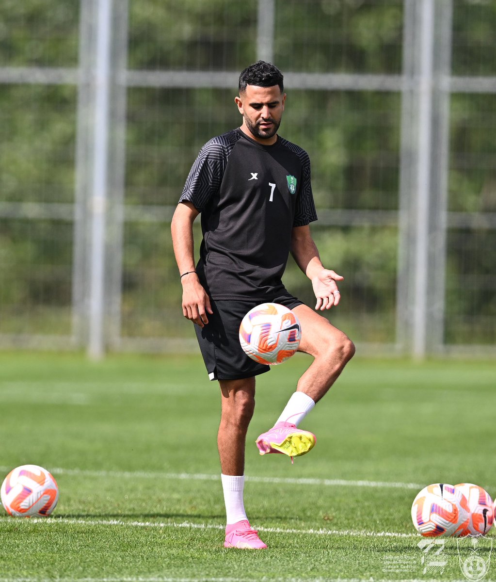 ALAHLI_FC's tweet photo. ⚽️⛅️
#الأهلي_في_النمسا https://t.co/O8n3OBLOKd