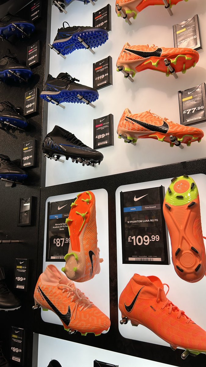 Nothing better than going boots shopping  and seeing the area filled with girls getting football boots. The effect the Euros and World Cup has had on women’s football is just awesome 🏴󠁧󠁢󠁥󠁮󠁧󠁿⚽️ #thesegirlscan #footballforall @lionesses <a href="/EssexCountyFA/">Essex County FA</a>