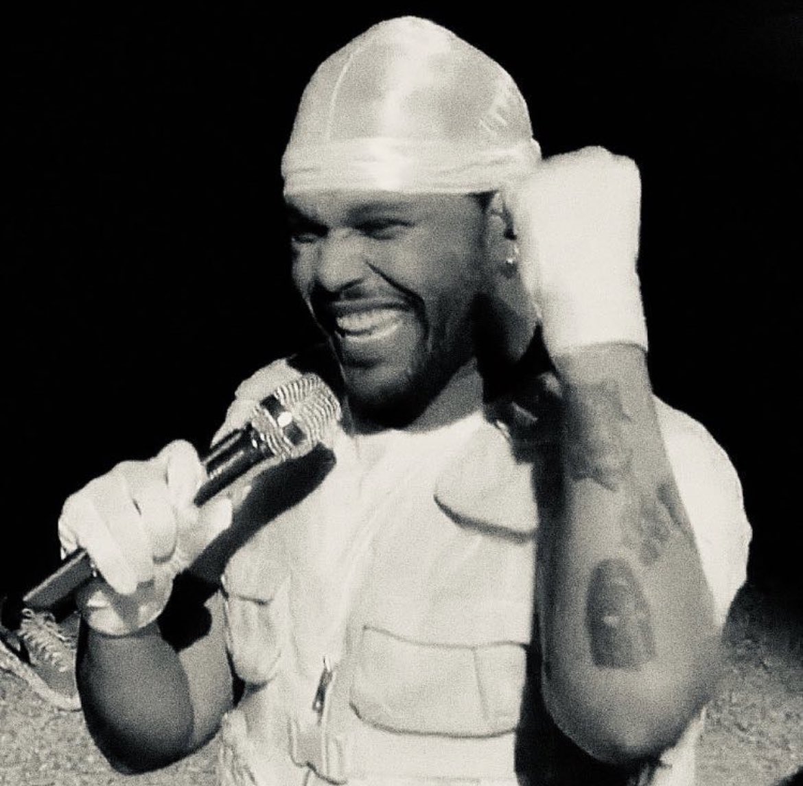 youtte's tweet image. My King @theweeknd 👑🥺 graved here ♥️
#StadedeFrance #TheWeeknd #TheWeekndParis #abeltesfaye #29juillet2023