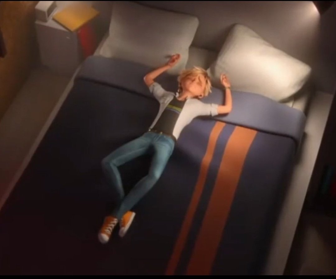 LxdyNo1r's tweet photo. #MiraculousAwakening
"Your boyfriend too busy to lend a hand?"

                            Yes, yes he is. https://t.co/ORtZLrAYoB
