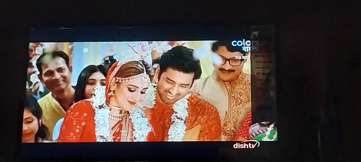 isumanroy1's tweet photo. @AnkushLoveUAll @Love_Oindrila 
Dada r boudivai ebar to tomra real e biye ta koro.. Onscreen theke ebar real e biye dkhte chai tmader..❤️❤️ https://t.co/ie3Al4hSLj