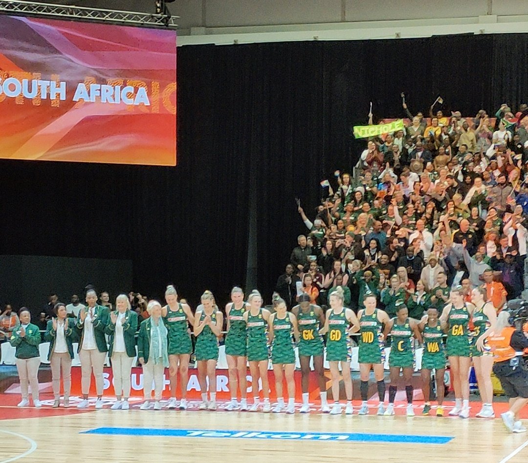 TelkomZA's tweet photo. Who wants to ✨WIN✨ tickets to the SOUTH AFRICA 🇿🇦 VS JAMAICA 🇯🇲 game @ 6pm tonight ??👀
These are golden, Fam! You really don't want to miss out.

Tell us, who is the Captain of the #SPARProteas?
Comment your answer and #STANDTALL 🙌

🕒 Until 3pm! 
P.s Only Cape Town residents https://t.co/HGJZDdhYCT