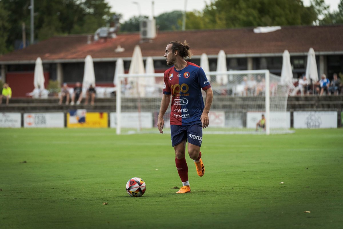 UEO1921's tweet photo. 😮 𝑬𝒔 "𝒅𝒆𝒔𝒎𝒆𝒍𝒆𝒏𝒂"

🐎 @JMaynau 

🙆 Exhibició de potència i recursos per la banda esquerra

🆒 Grata impressió del futbolista de Tossa de Mar!

#OlotSabadell #PretemporadaUEO https://t.co/9imIw1IibO