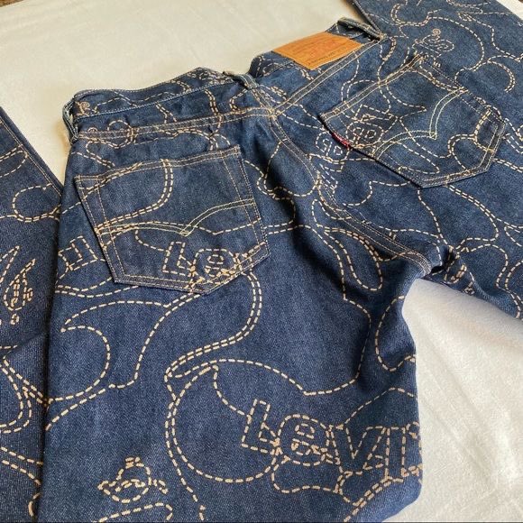2BFILES's tweet photo. Bape x Levi’s 501 Denim https://t.co/d8qe2UYs5f