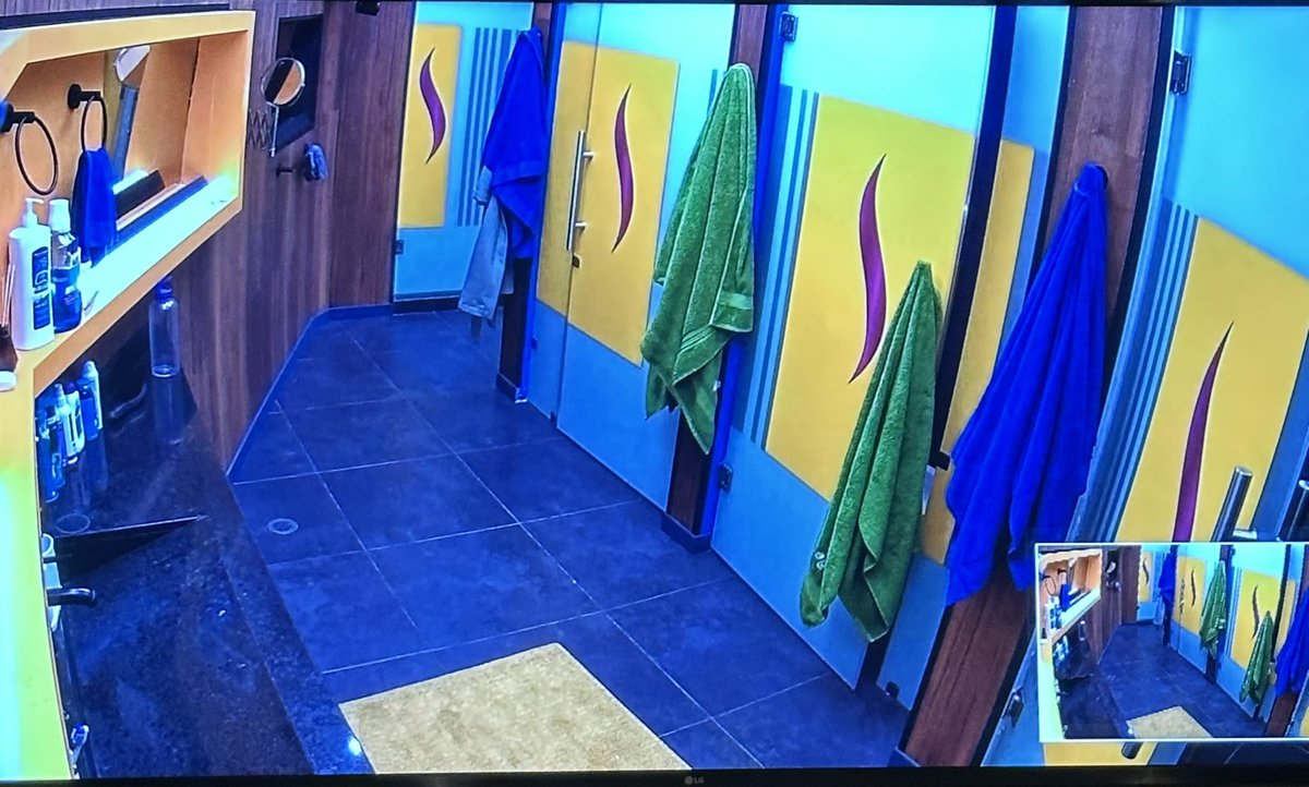 eaacbear's tweet photo. Sergio organiza una broma para los miembros de la casa… @VIX decide poner esto en todos sus canales. @LaCasaFamososMx #coberturaviejaaaaa
  
Y por cierto: #FueraJorge https://t.co/g9YU0OCBtP