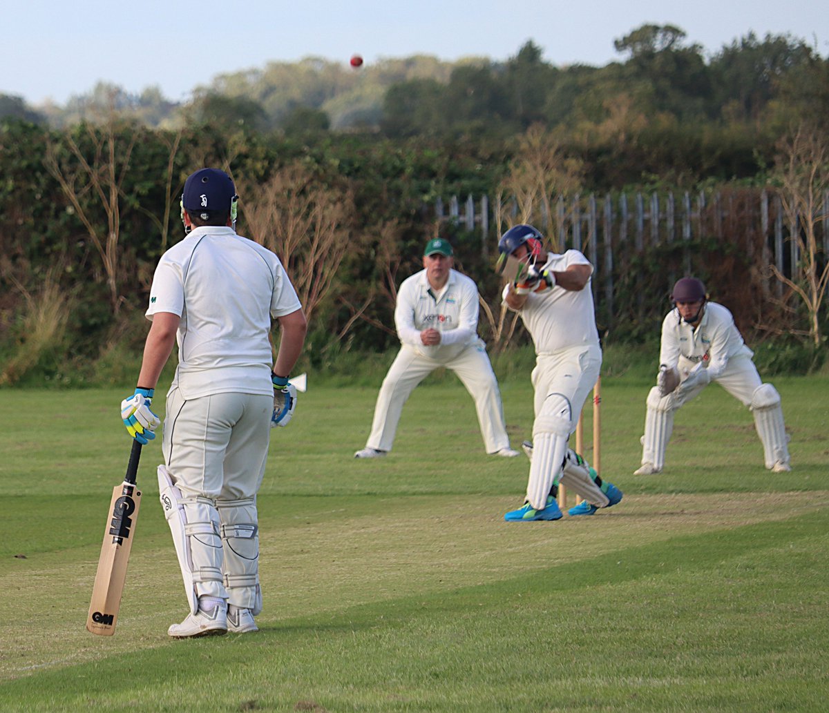 Safe hands from <a href="/CricketClaypole/">Claypole Cricket</a> yesterday in this documented catch.
<a href="/MattTaylor68/">Matt Taylor</a> <a href="/joeattewell1/">joe attewell</a> #cricket #Claypole #Newark #photography #robcurrell