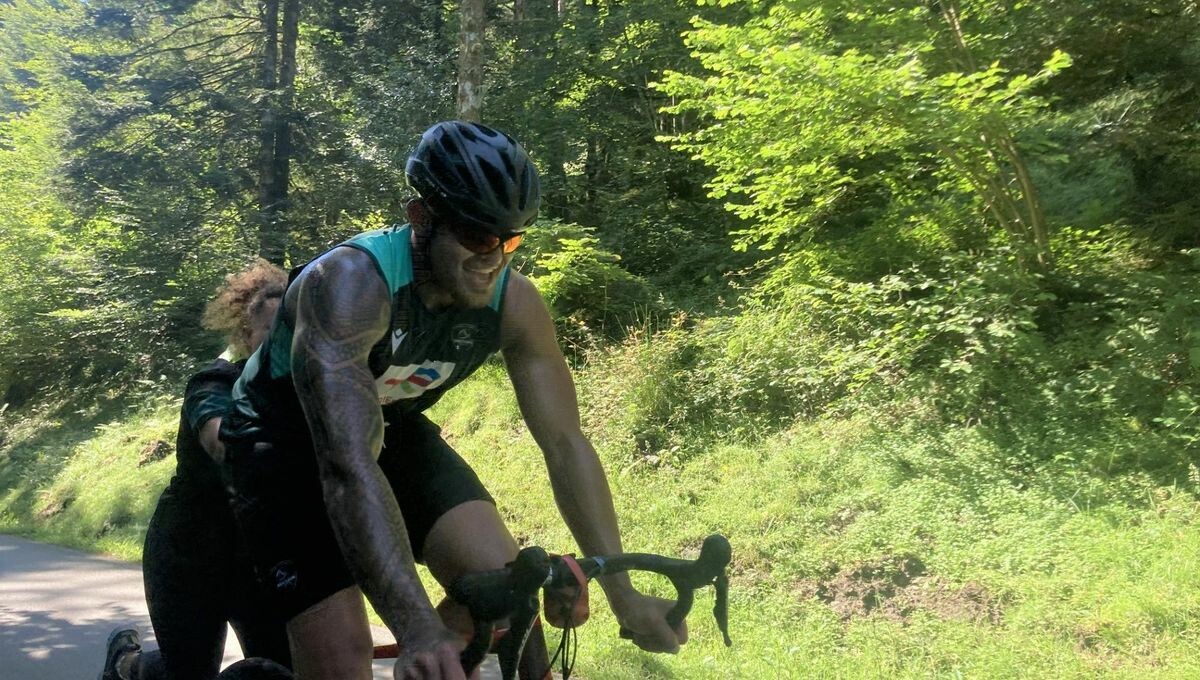 "C'est l'enfer" : les rugbymen de la section paloise à l'assaut du col de Marie Blanque à vélo cc <a href="/SectionPaloise/">Section Paloise Béarn Pyrénées</a> <a href="/LeTour/">Tour de France™</a> <a href="/LeTourFemmes/">Le Tour de France Femmes avec Zwift</a> 
➡️ l.francebleu.fr/aoTr