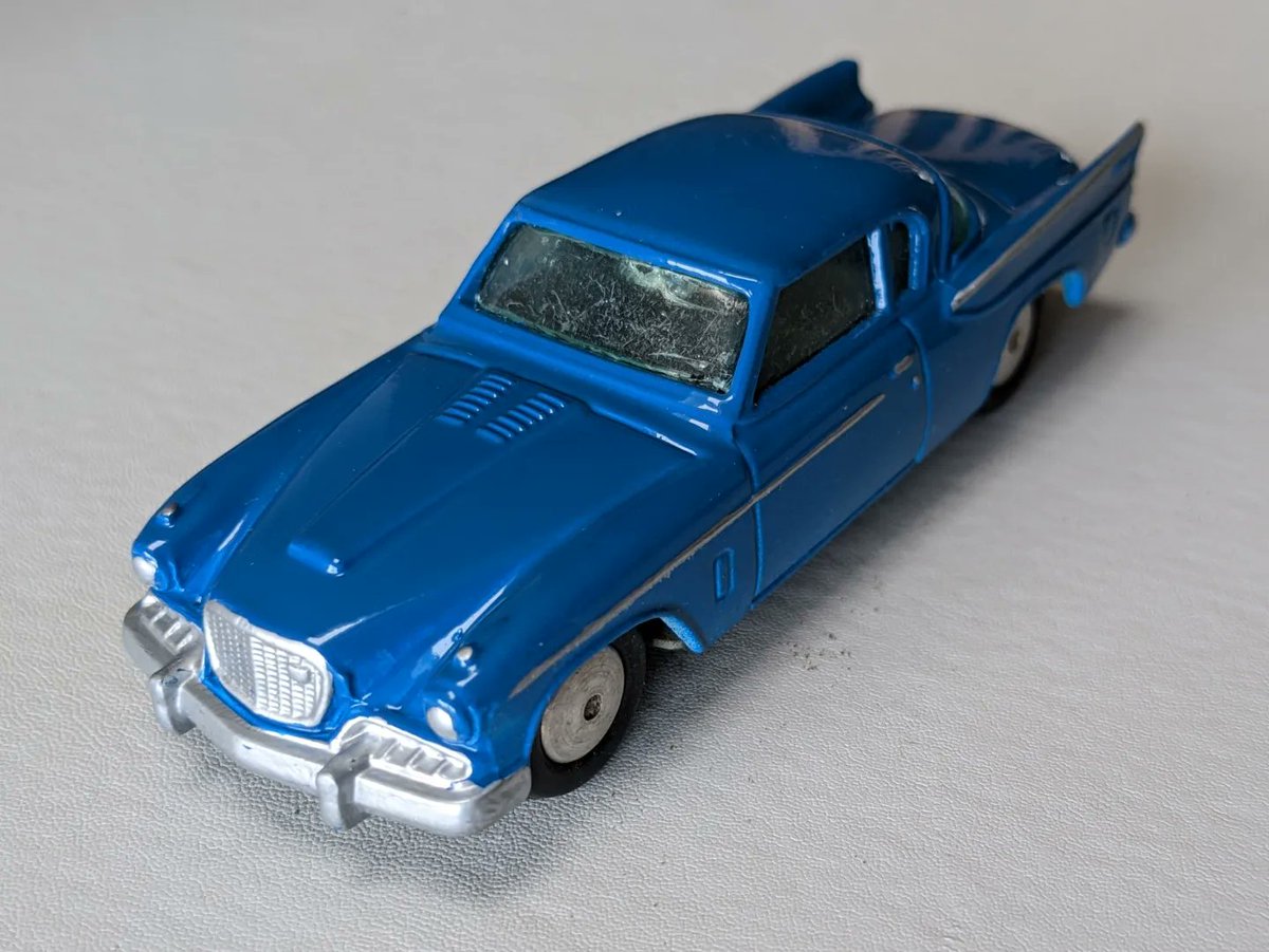 PaulzSmith1's tweet photo. Good morning. My #studebakersunday post is my Corgi no 211 Golden Hawk restoration. It was originally the light blue version. @Aitchworld @DiecastAddicts @1967NightOwl @thespafixer @Cooldudehicks @LittleJohn_MD @marcus_t_ward @WeLoveDiecast @diecastchile https://t.co/LSBwxvfMKi