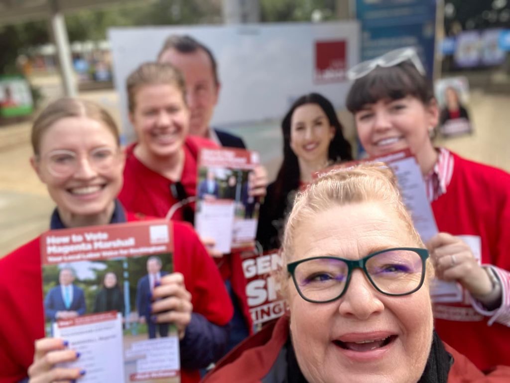 laurathomas_7's tweet photo. 🗳️ A busy day at the polling booth 🗳️ Team Magenta Marshall @ Charterhouse Primary School in Rockingham📍congrats @walabor 💃🏼 https://t.co/xMEz66k9T0