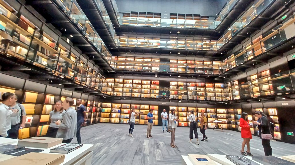 saharzaman's tweet photo. #Artron in Beijing specializes in industrial level of book publishing only in area of #arts. They've been publishing since 1960s. Their clients include world's top #fashion houses, #artists, #museums. Their 5-storeyed library showcases all their books.
#SoftPower #CultureCounts https://t.co/9kcIhNKl0T