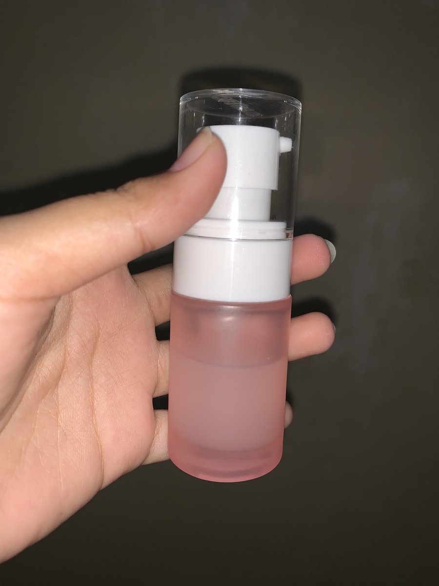luvbillish's tweet photo. WTS! skintific niacinamide serum beli di shopee mall isi masih 70% nego aja sendiri sepantesnya ni drpd ga kepake sayang bgt huhu #skincare #skincareroutine  exp 2025 yes, dom sby📍bisa kirim lewat shopee https://t.co/UlauVM4dHm