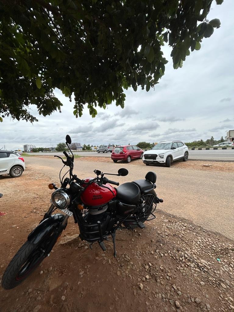 the2ndfloorguy's tweet image. Talking to my therapist today :)