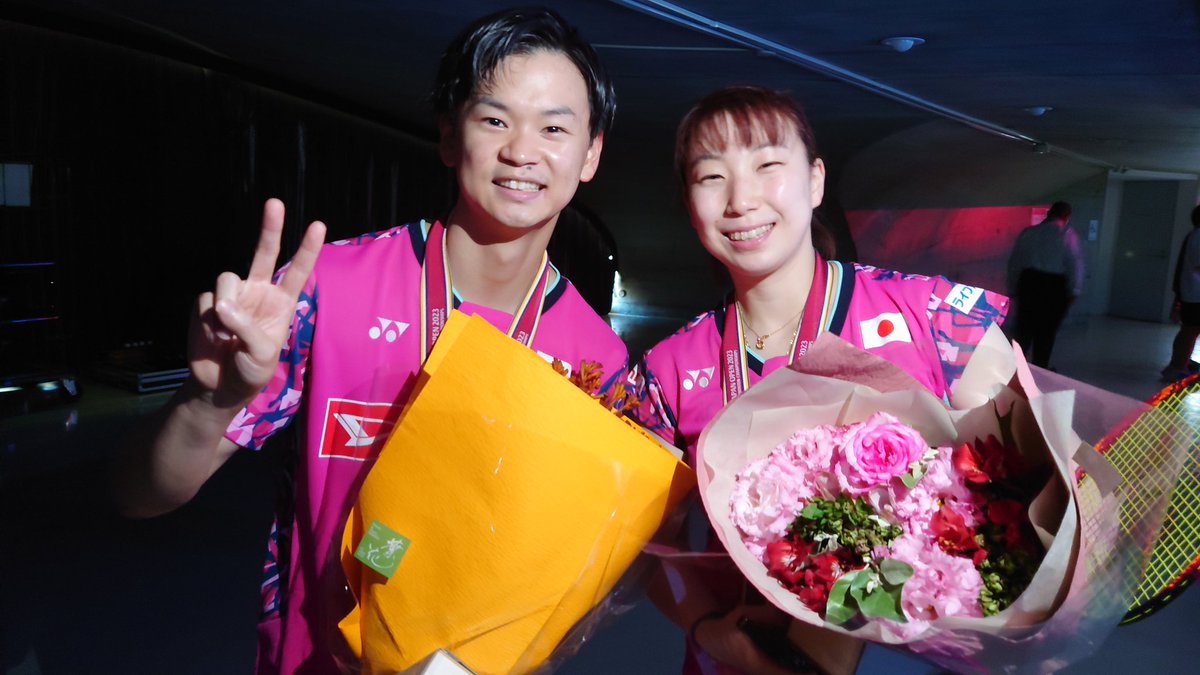 BIPROGY_Bad's tweet photo. 【ダイハツジャパンオープン2023】

優勝しました🥳🥇
皆さん応援ありがとうございました✌😊😊💐
渡辺勇大・東野有紗

#BIPROGY #渡辺東野 #ワタガシペア #バドミントン https://t.co/lX3bpwOGGG