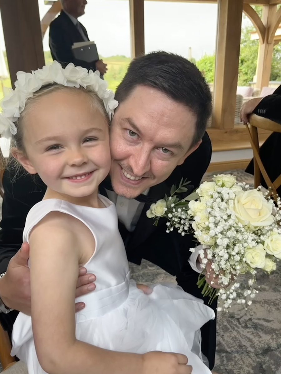 💚 ANXIETY POST 💚 MY BROTHERS WEDDING….

I had three big things planned for this year that would massively test where I am on the journey to overcome my anxiety.

The first had already been successfully completed which was……

READ THE FULL POST HERE totalmtb.co.uk/my-brothers-we…