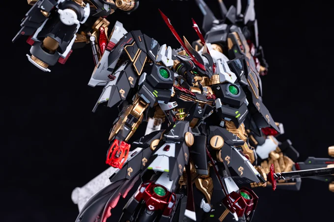 #今月作ったプラモ晒そうぜ アストレイとキャリバーン! 来月も頑張るます